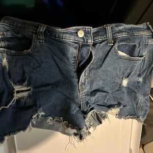 Boyfriend short